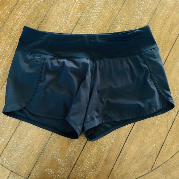 Lululemon Run Times Short II *4" Shadow / Midnight Blue Size 8 - Picture 2 of 10